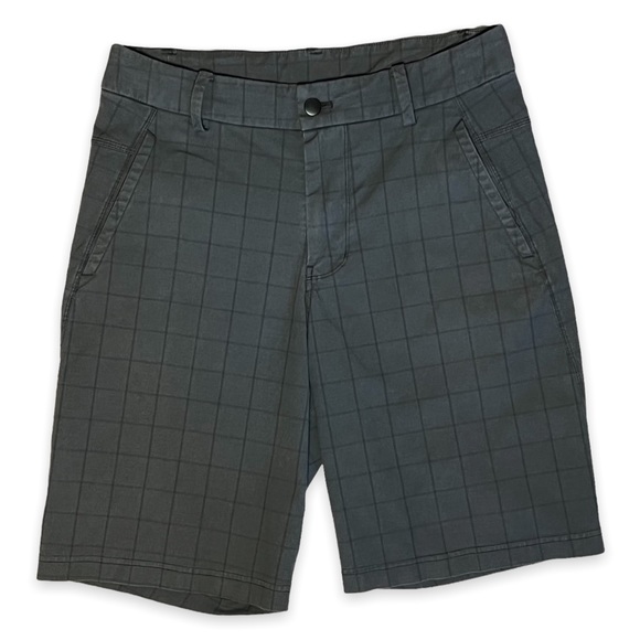 lululemon athletica Other - Lululemon Commission Classic-Fit Short 9" - Gray & Black Grid Pattern